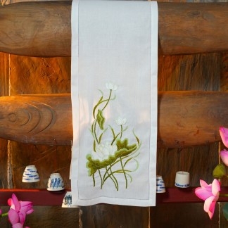 Table runner - white lotus embroidery